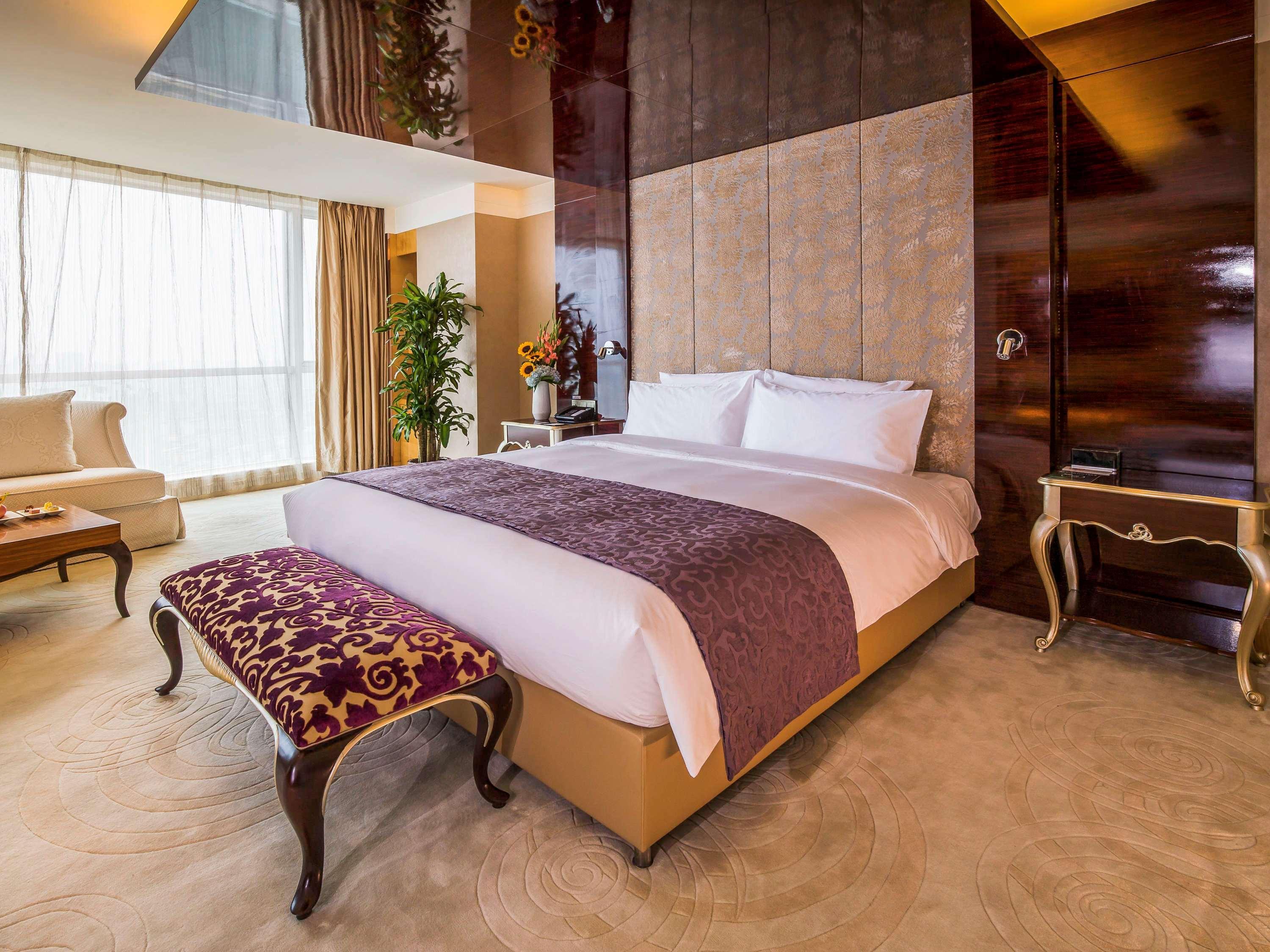 Pullman Linyi Lushang Exterior photo