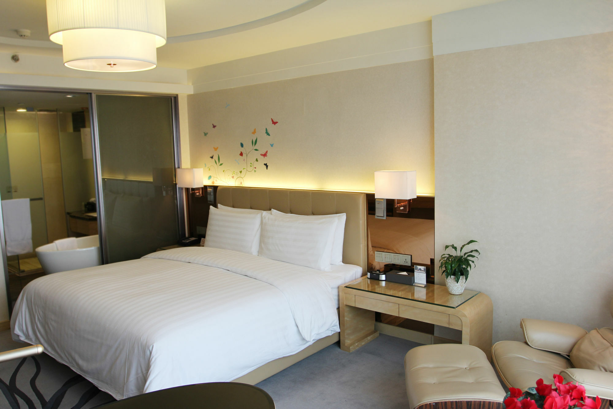 Pullman Linyi Lushang Exterior photo